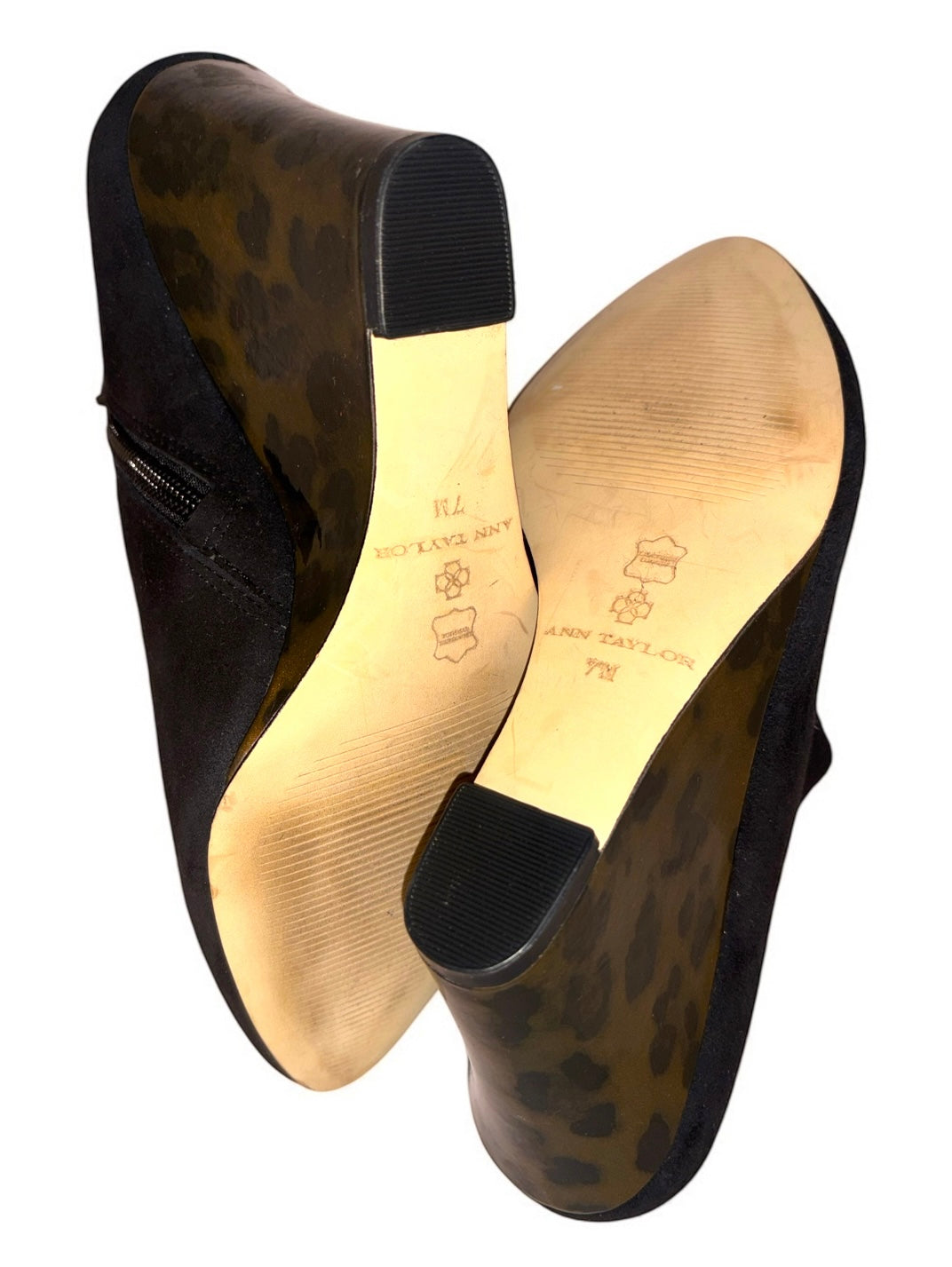 Botines Cortos "Shooties" de Ante Negro Ann Taylor
