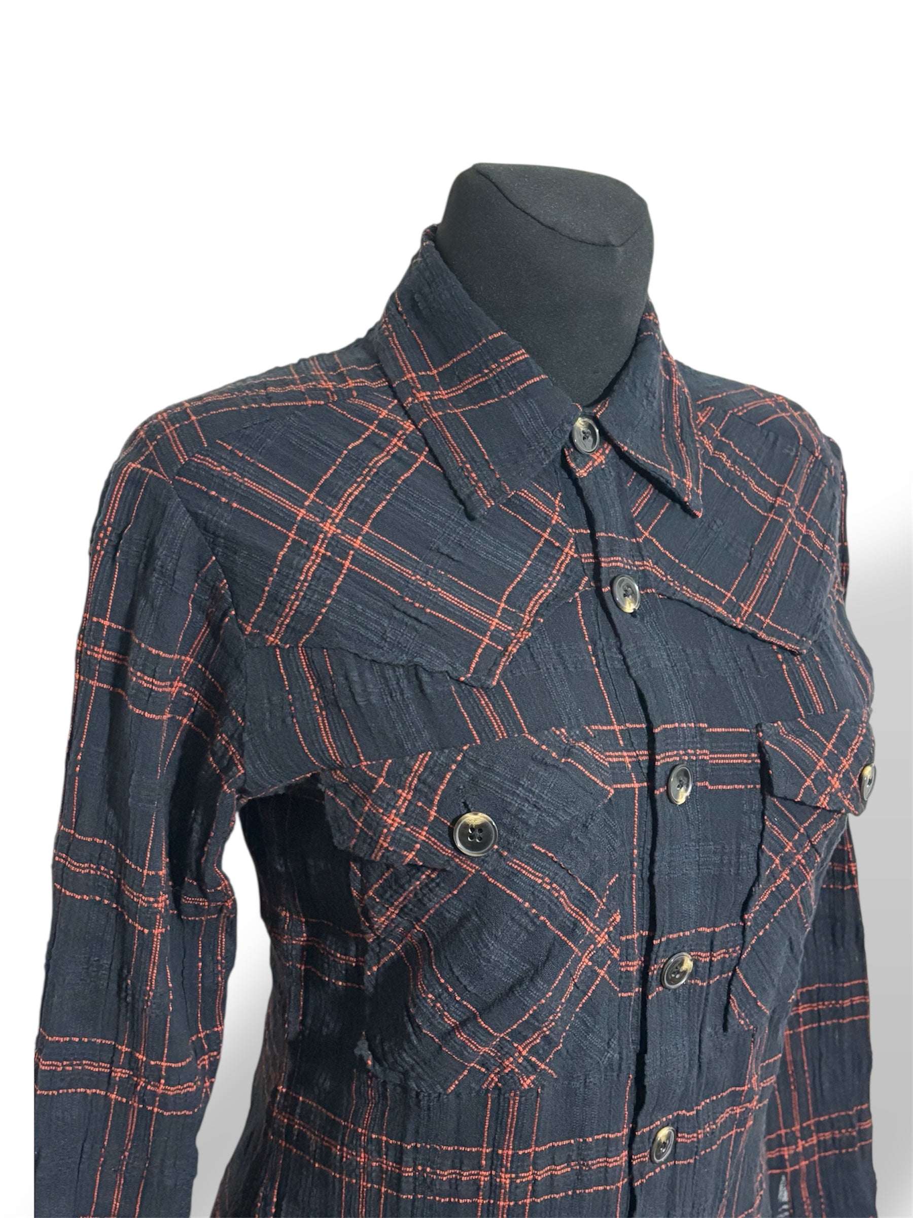 Camisa Fina de Cuadros Negros y Naranjas Antik Batik