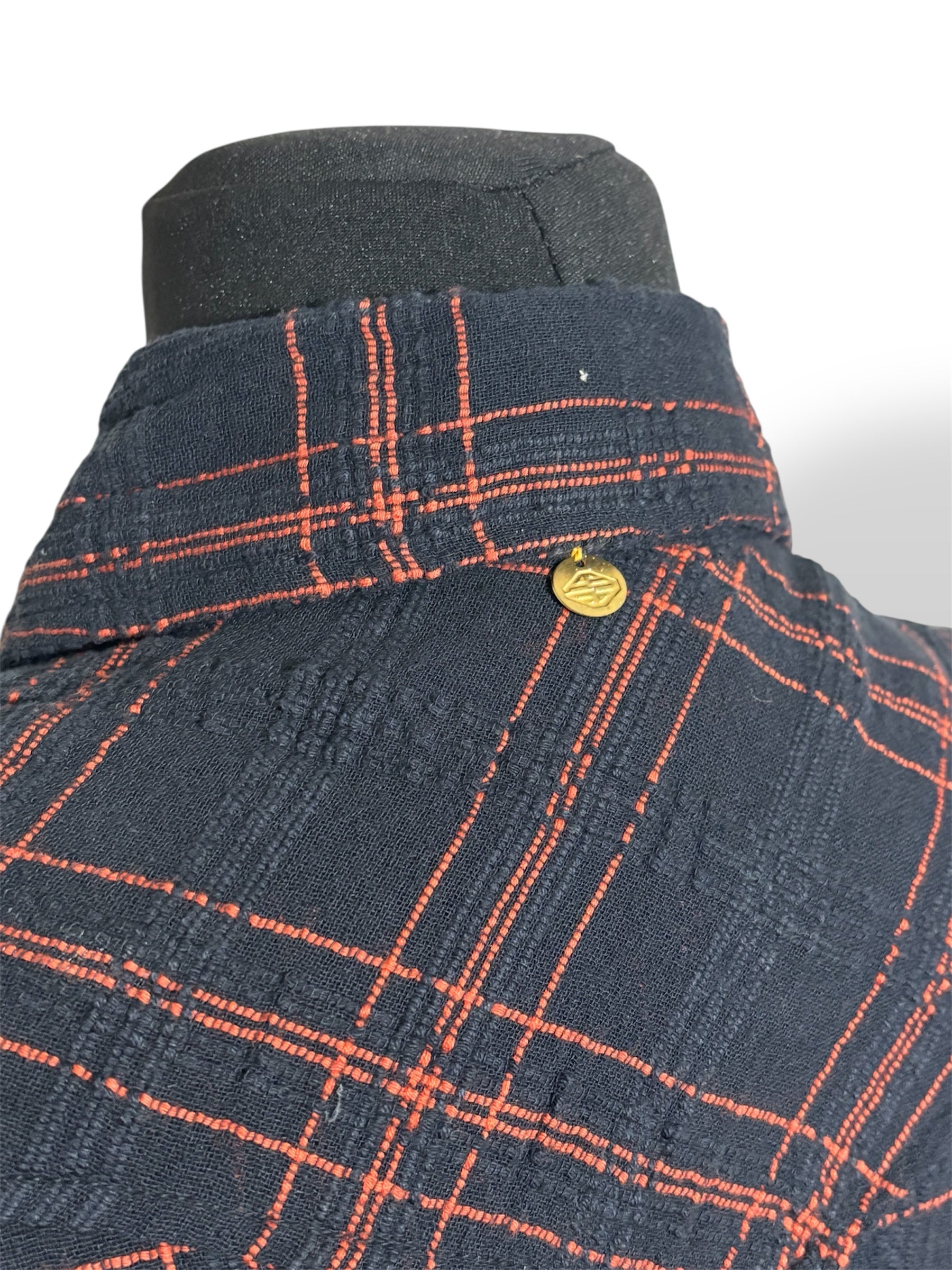 Camisa Fina de Cuadros Negros y Naranjas Antik Batik