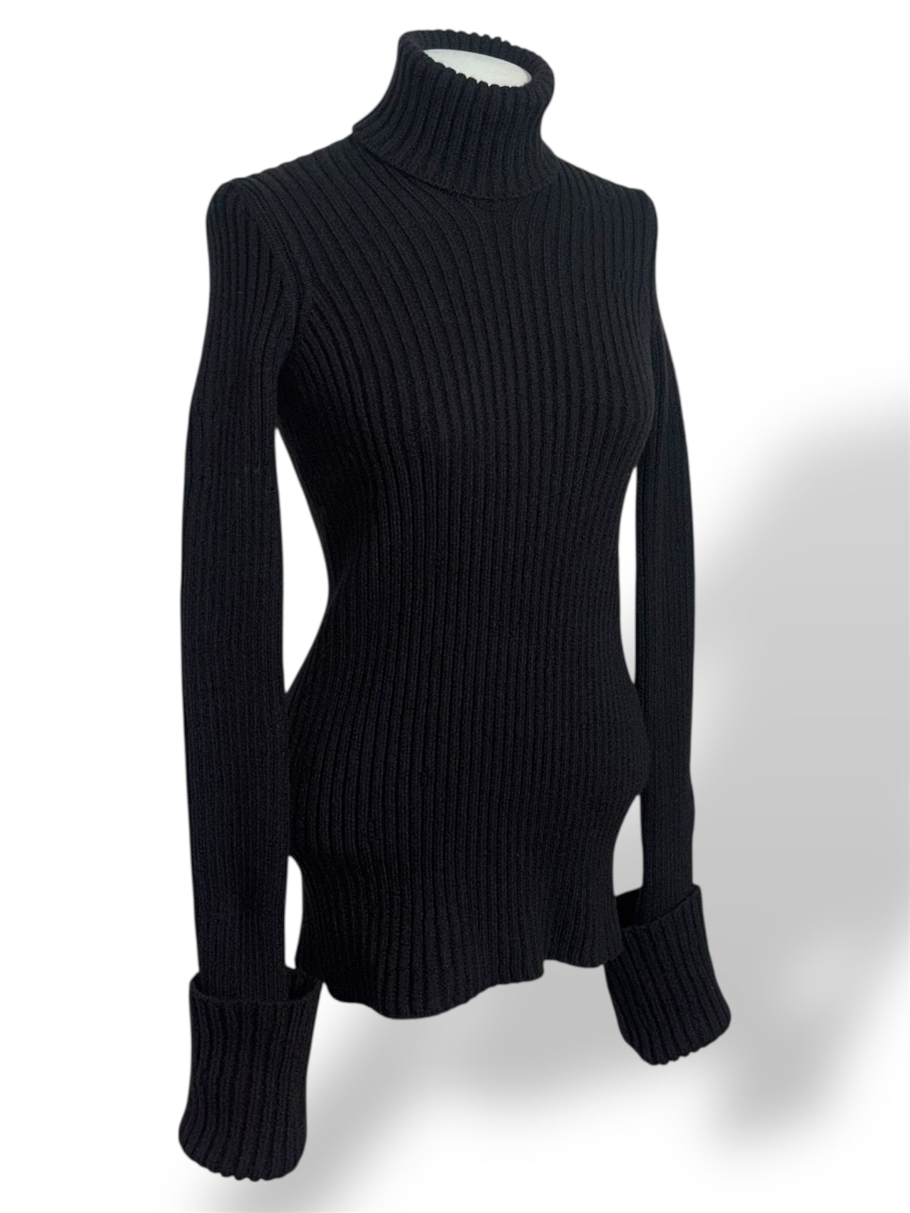 Jersey de Cuello Alto Bottega Veneta en Punto de Canalé con Espalda Abierta Cut-Out