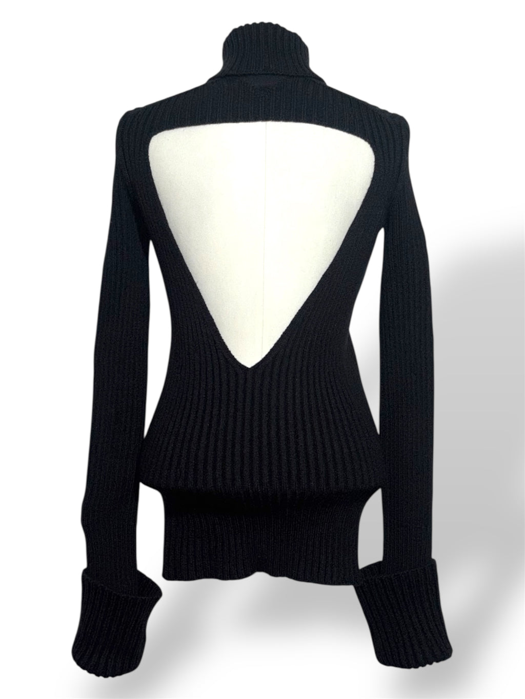 Jersey de Cuello Alto Bottega Veneta en Punto de Canalé con Espalda Abierta Cut-Out