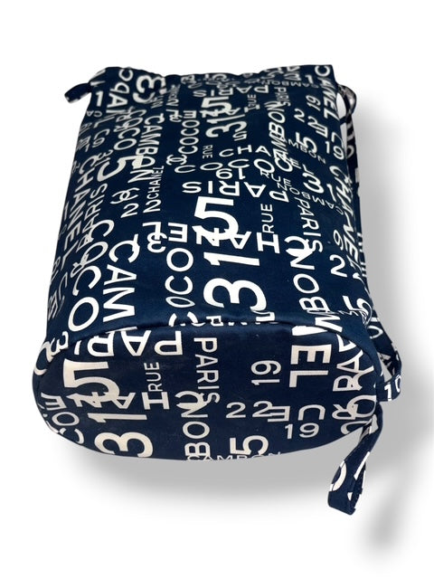 Bolso de Mano Tipo Saco y Toalla de Playa Grande de Chanel