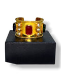Pulsera Tipo Puño Chanel Pre-Owned 1980/1990 con Piedras y Perlas