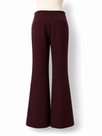 Pantalón Safiyaa burdeos de pernera acampanada – Talla 38