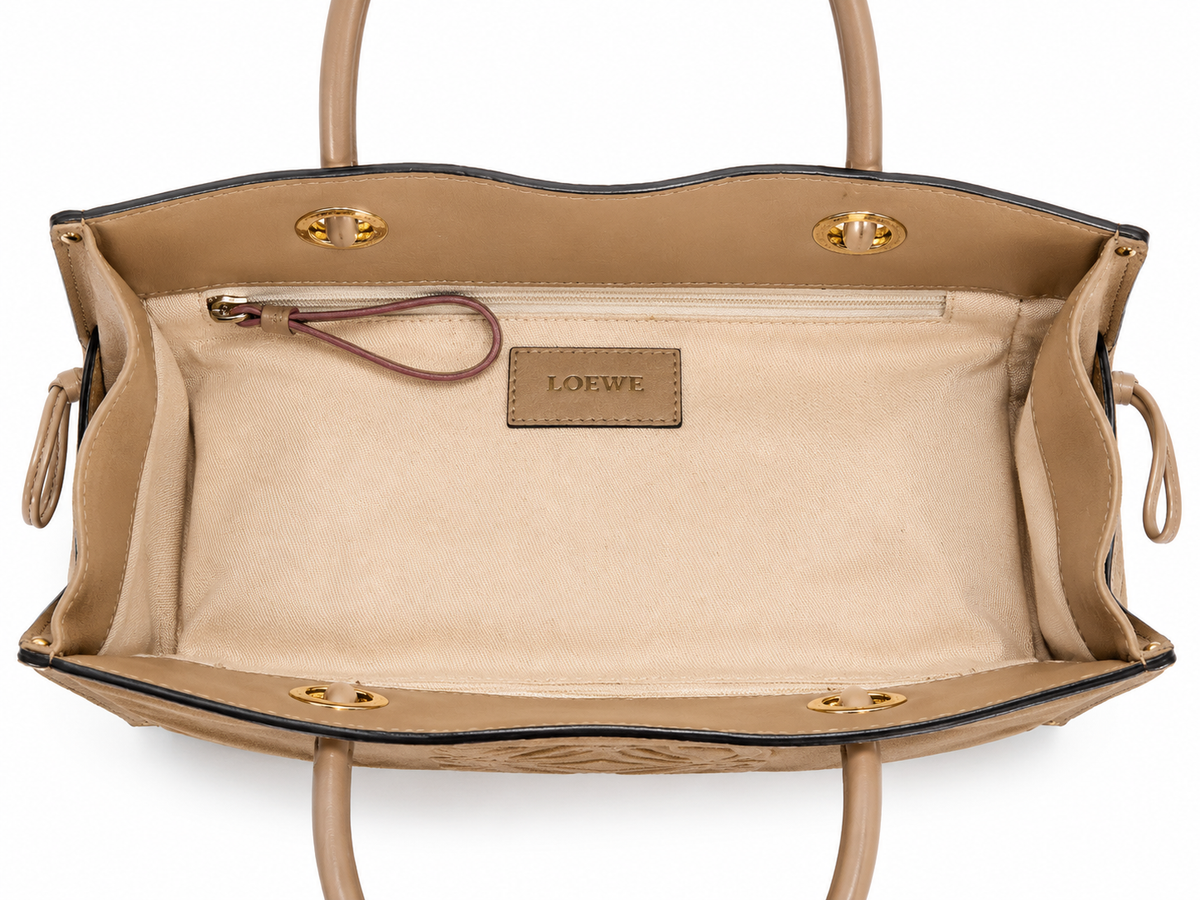 Bolso tote Loewe Anagram dorado de 2005