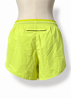 Pantalón corto Nike Running Dri-FIT amarillo neón – Talla S