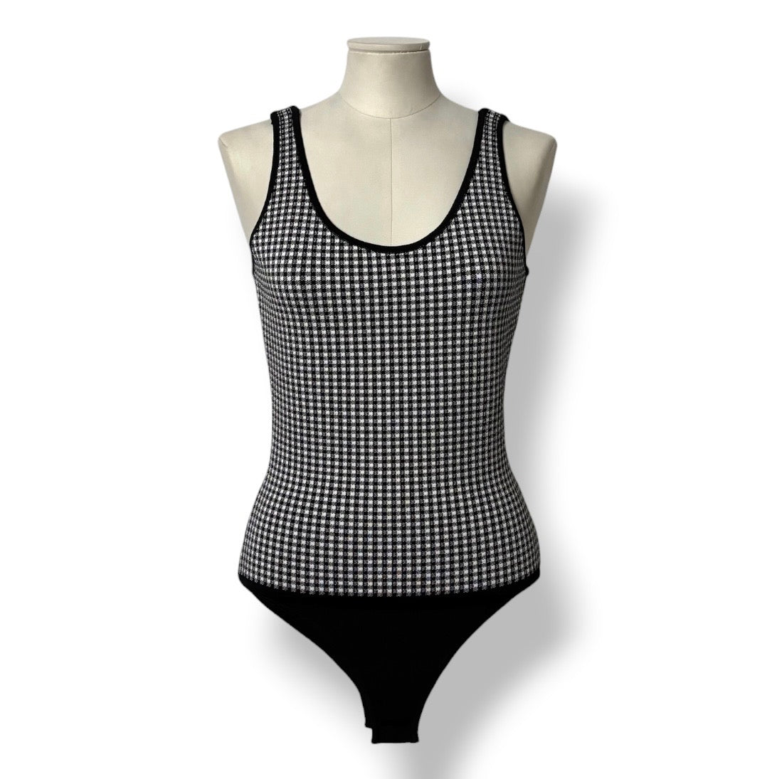 Body de Punto de Lujo Balmain con Estampado de Cuadros en Blanco y Negro