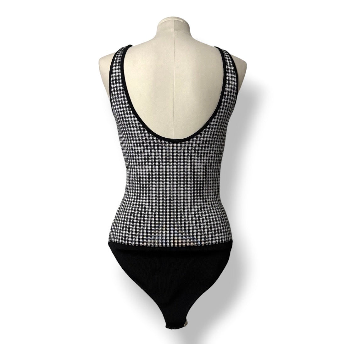 Body de Punto de Lujo Balmain con Estampado de Cuadros en Blanco y Negro