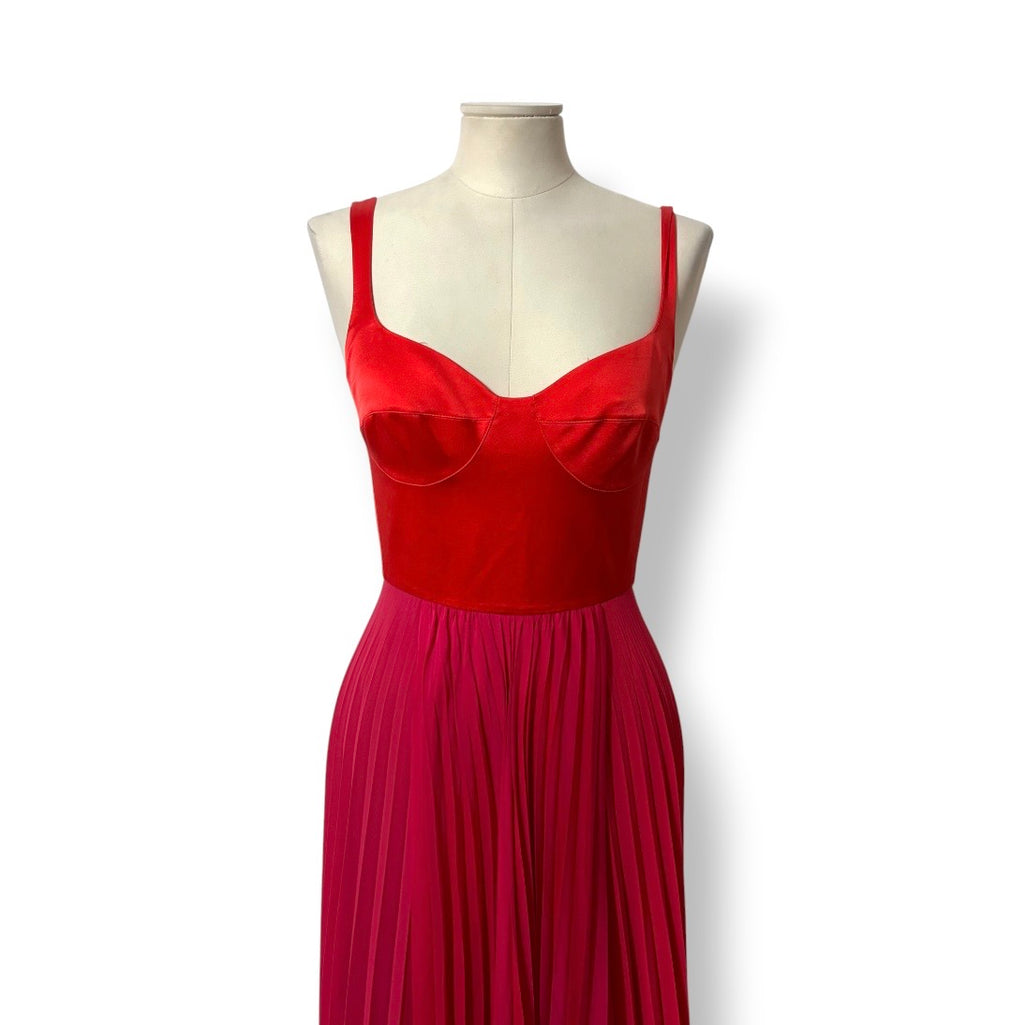 Vestido Largo Plisado Silvia Tcherassi con Corsé – Rojo y Fucsia