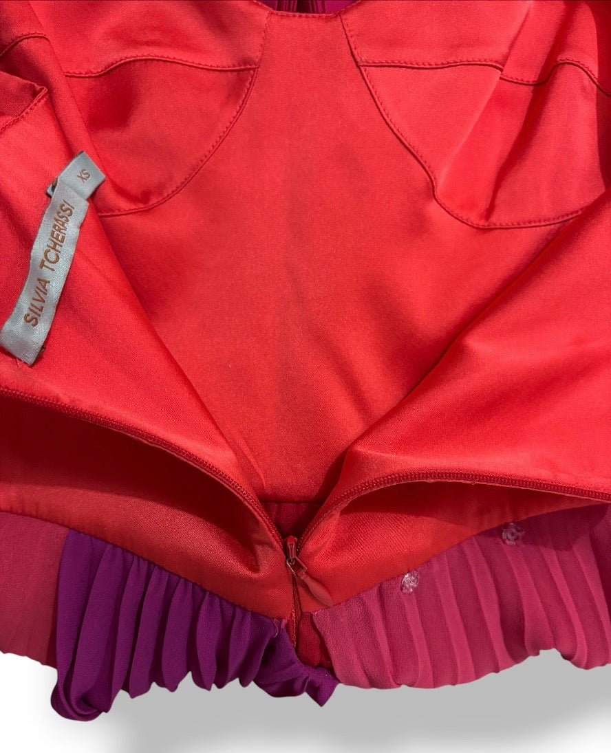 Vestido Largo Plisado Silvia Tcherassi con Corsé – Rojo y Fucsia