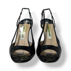 Zapatos de Tacón Manolo Blahnik Peep Toe Destalonados – Charol Negro de Lujo