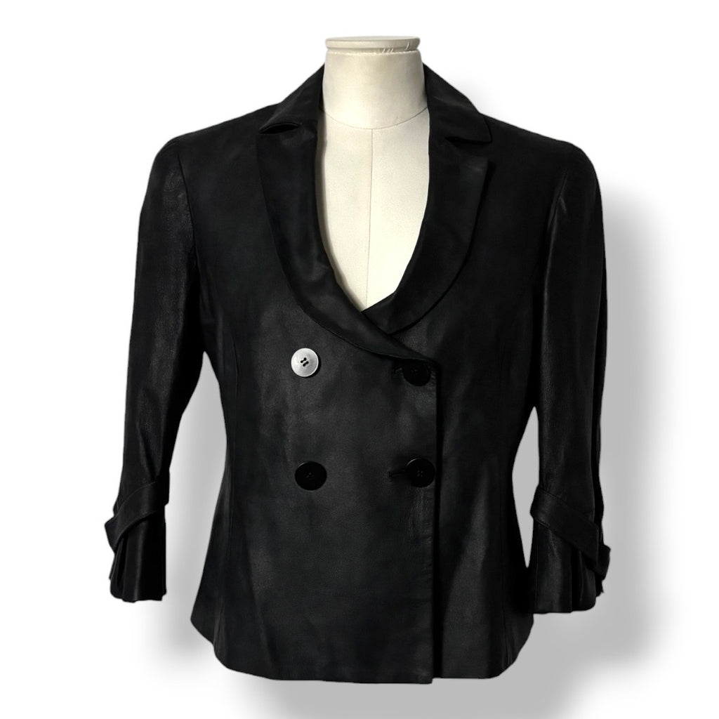 Chaqueta Blazer de Cuero Negro Armani Collezioni – Lujo Atemporal