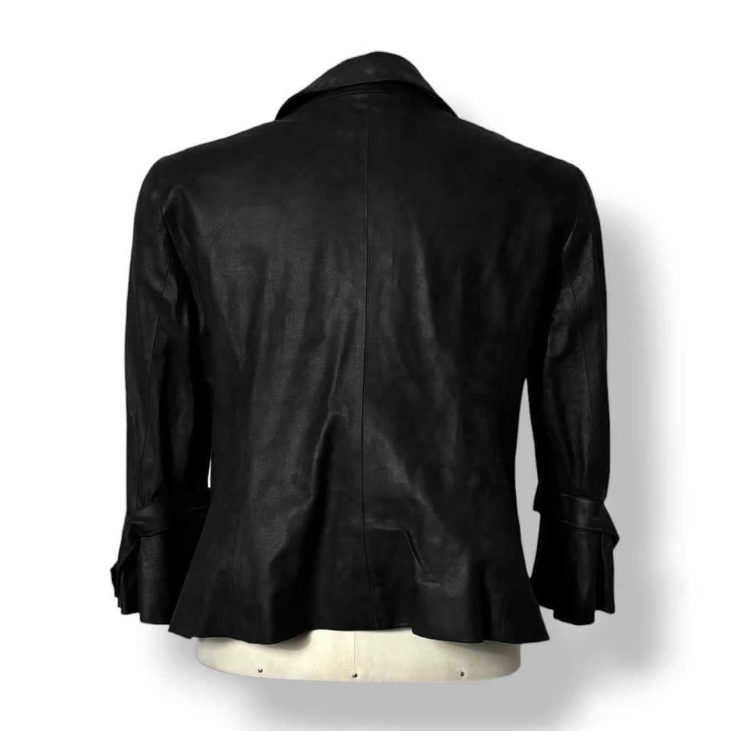 Chaqueta Blazer de Cuero Negro Armani Collezioni – Lujo Atemporal