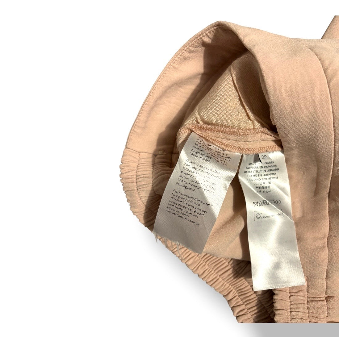 Pantalón Jogger Stella McCartney en Rosa Empolvado: Lujo Sostenible y Confort Premium