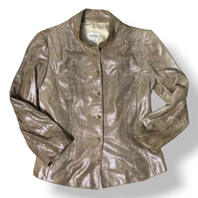 Chaqueta de Piel Metalizada Dorada de Armani Collezioni: Una Obra de Arte de la Sastrería Italiana