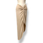 Falda Maxi Drapeada con Nudo de Marika Vera – Sensualidad y Elegancia Asimétrica