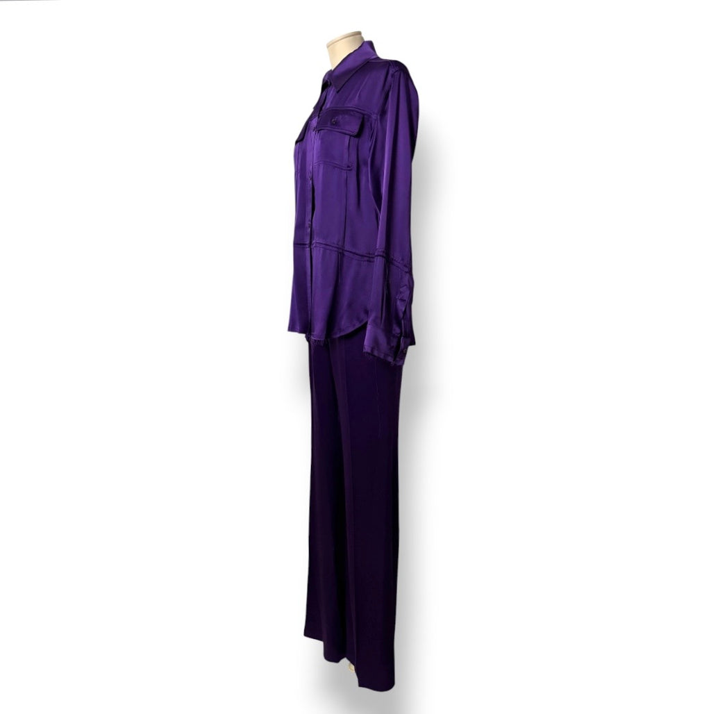 Conjunto Dos Piezas Tom Ford en Satén Morado – Sastrería de Lujo y Sensualidad Fluida