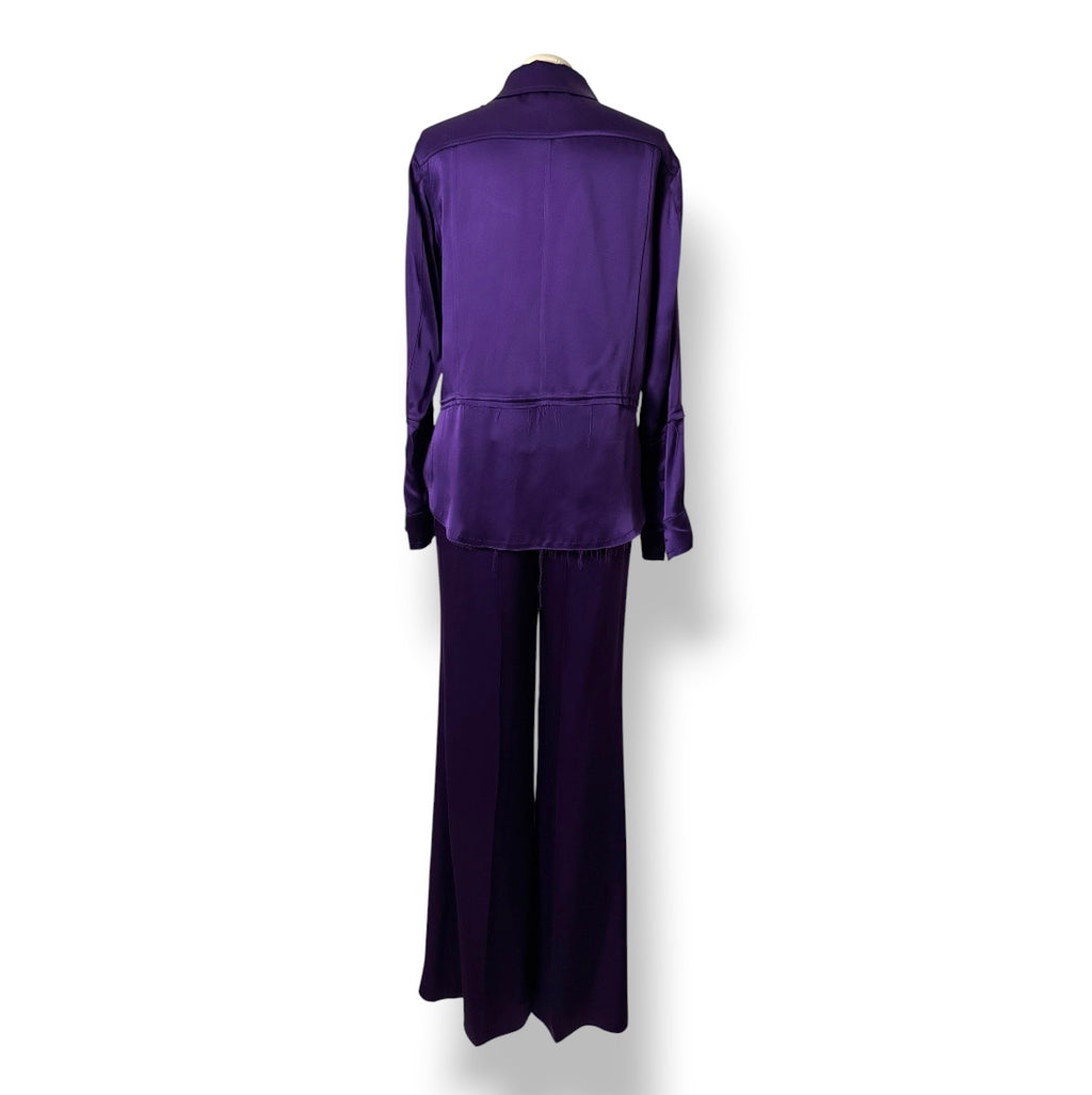 Conjunto Dos Piezas Tom Ford en Satén Morado – Sastrería de Lujo y Sensualidad Fluida