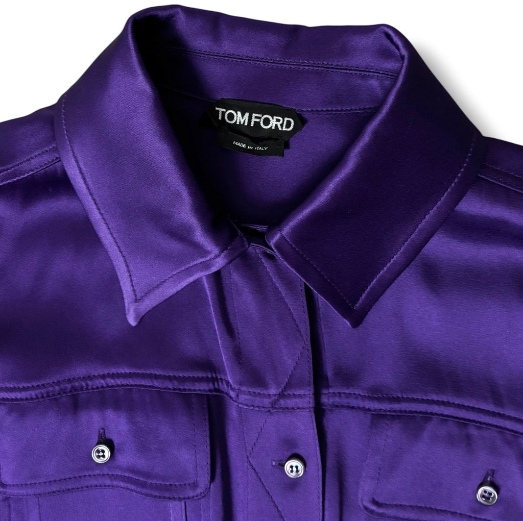Conjunto Dos Piezas Tom Ford en Satén Morado – Sastrería de Lujo y Sensualidad Fluida