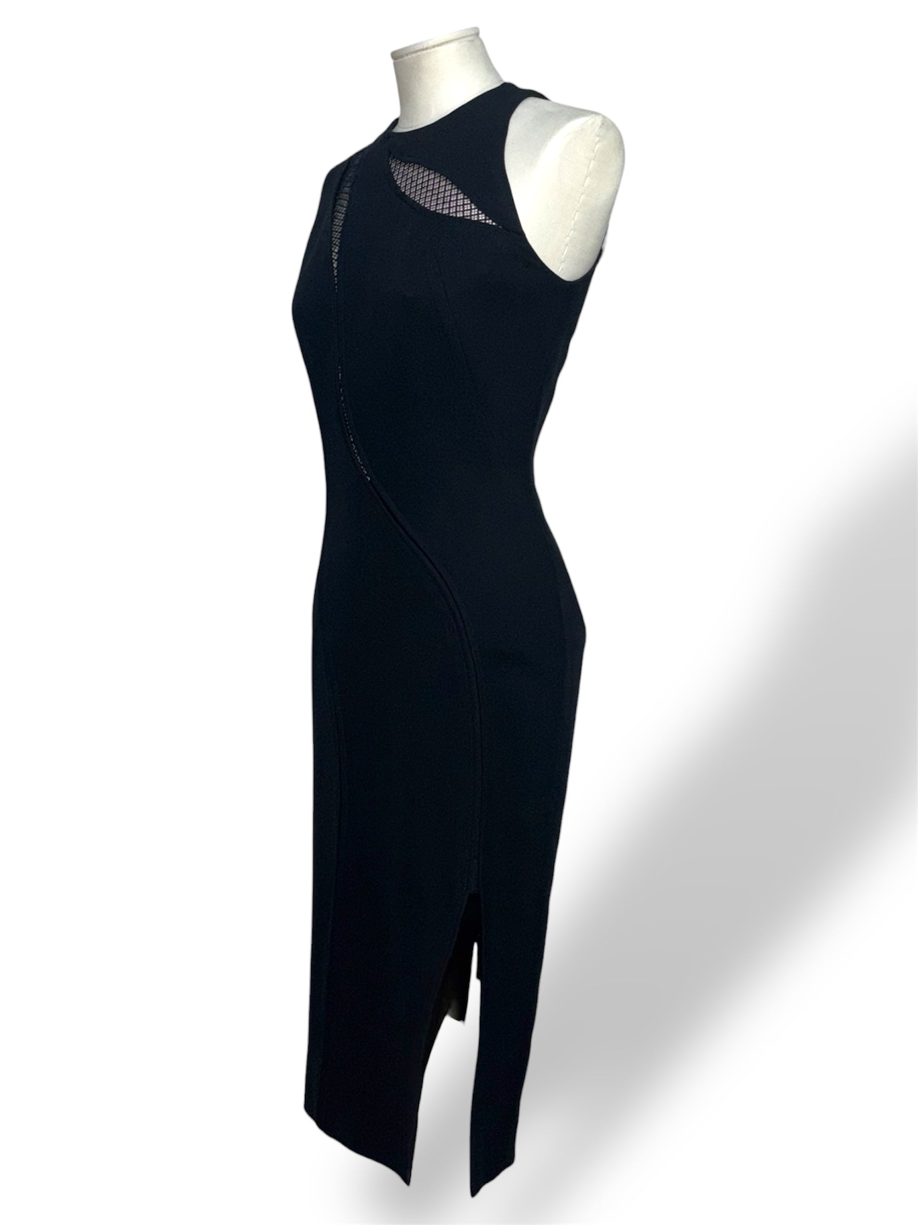 Vestido ajustado y estructurado de Victoria Beckham con paneles de malla