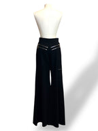 Pantalón Chloé negro de tiro alto con pernera flare y cremalleras