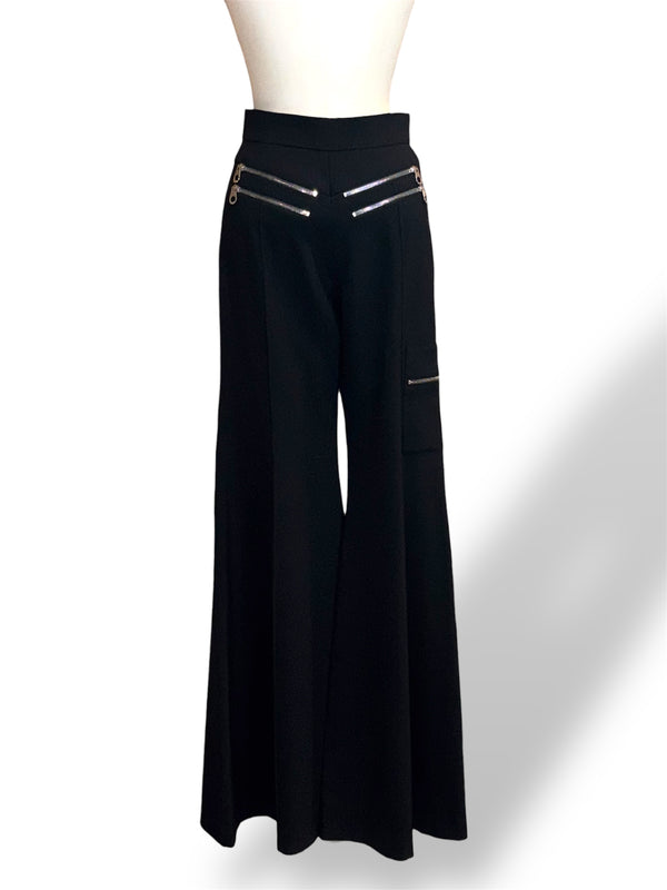 Pantalón Chloé negro de tiro alto con pernera flare y cremalleras