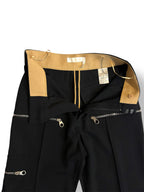 Pantalón Chloé negro de tiro alto con pernera flare y cremalleras