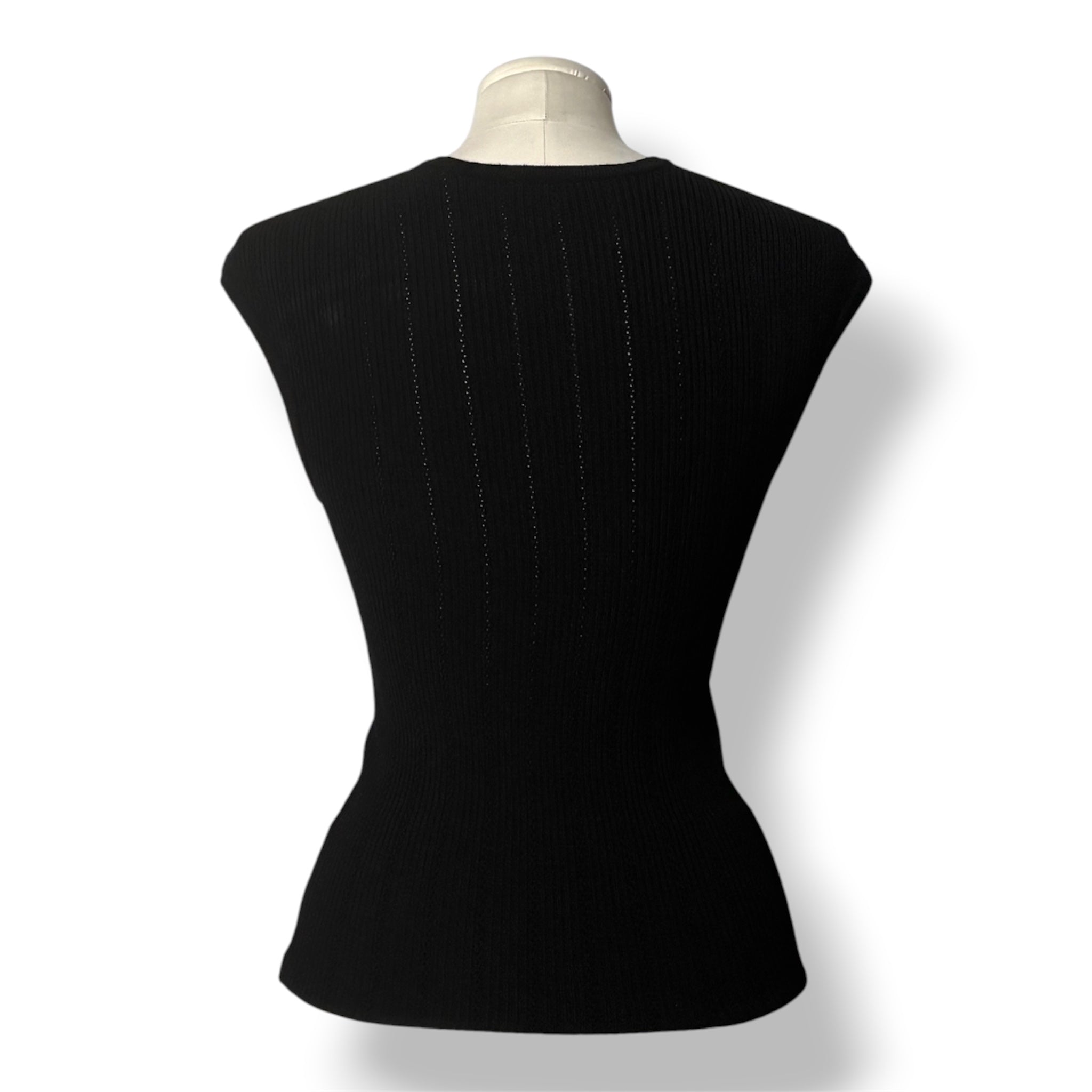 Top de Punto Acanalado Balmain con Cuello Escotado y Botones Dorados - Negro
