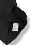 Top de Punto Acanalado Balmain con Cuello Escotado y Botones Dorados - Negro