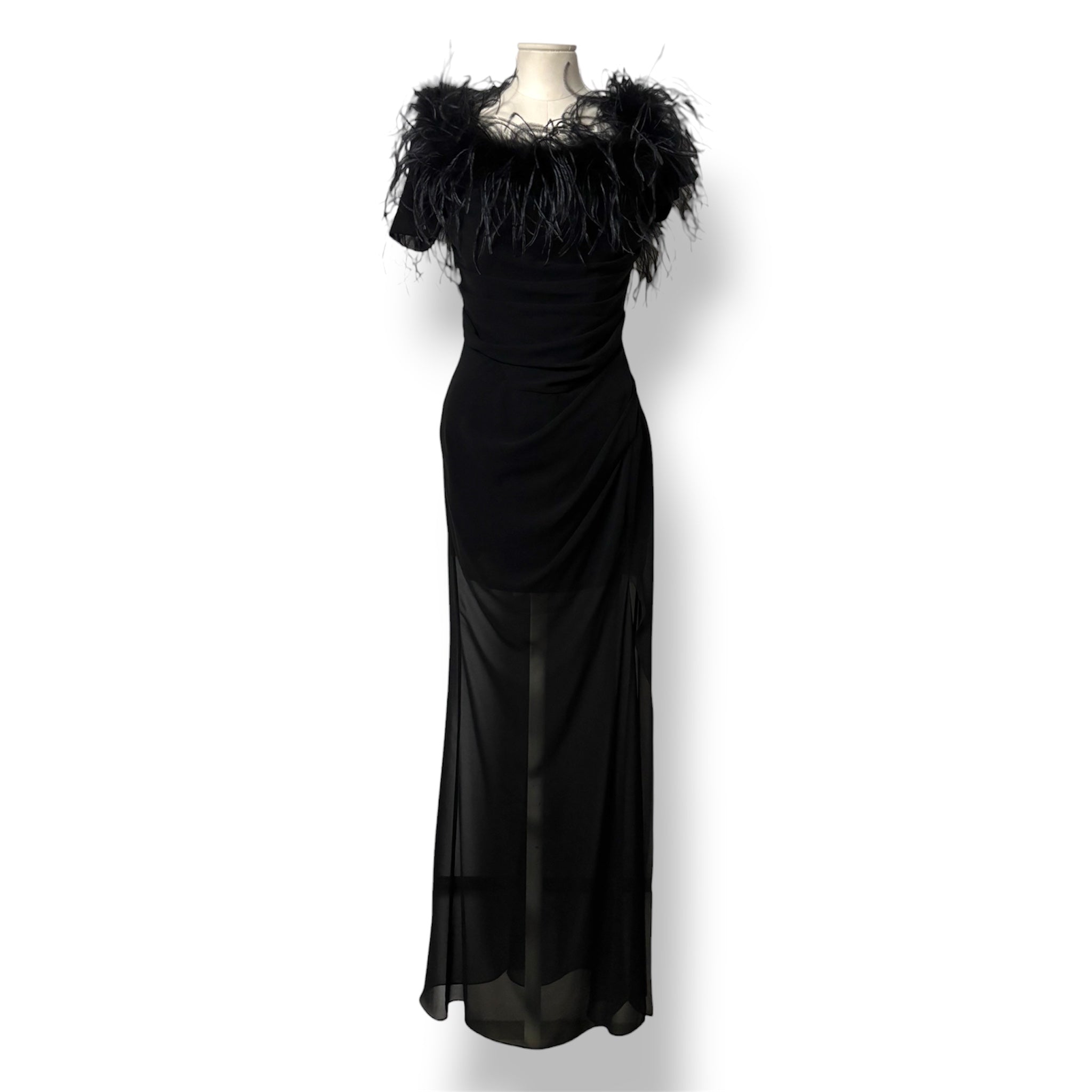 Vestido Largo Negro de Noche con Plumas Giuseppe di Morabito