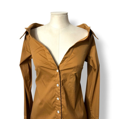 Camisa Popelín Caroline Constas con Escote Off-The-Shoulder y Puños Anchos