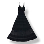 Vestido Largo de Punto Roland Mouret con Escote en V y Paneles Semitransparentes - Negro