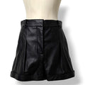 Shorts de Piel Vegana Stella McCartney – Negro Elegante