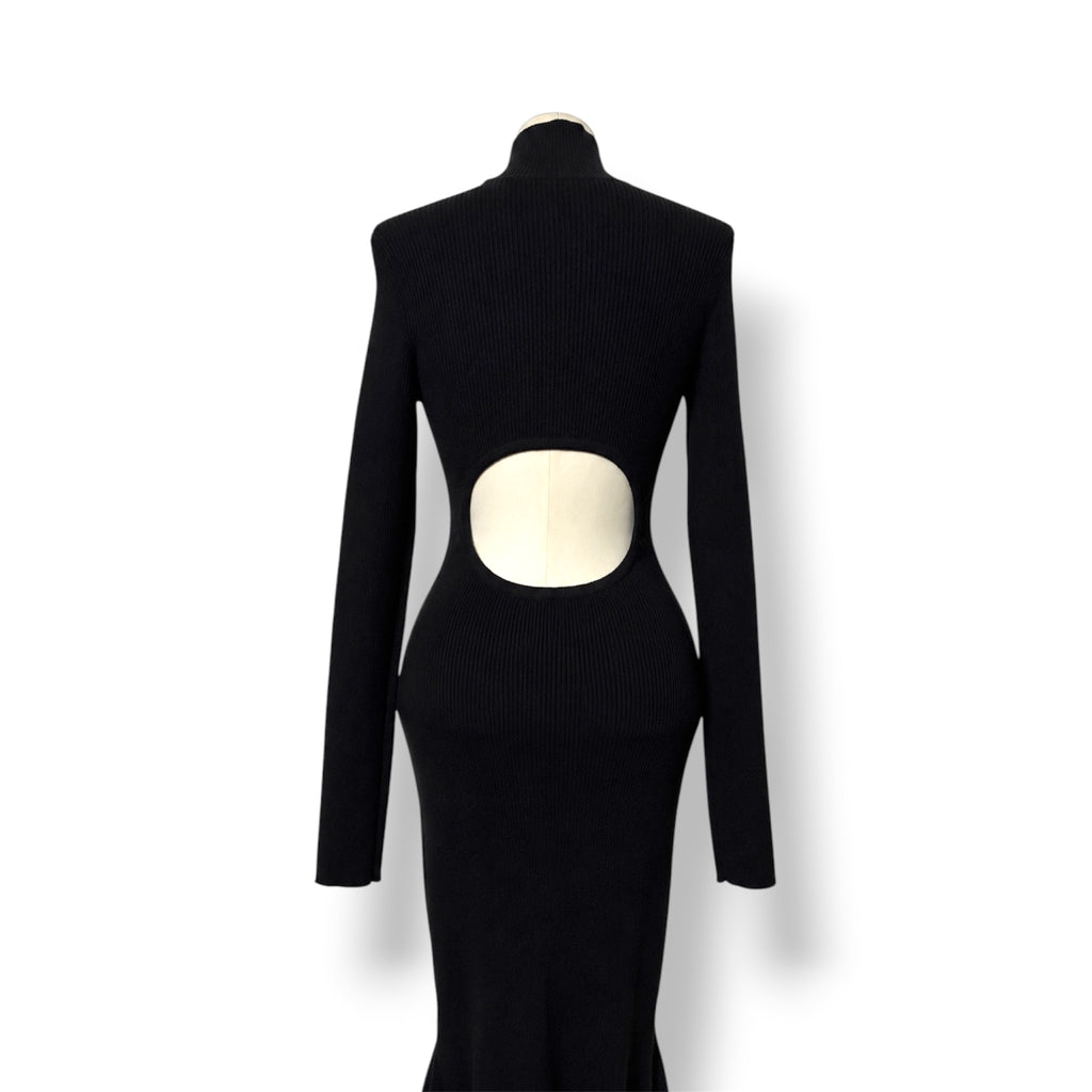 Vestido Midi Negro con Espalda Abierta y Manga Larga NBD