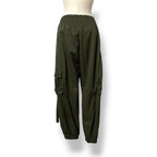 Pantalón Cargo Estilo Utilitario Liu Jo con Correas y Anillas Metálicas