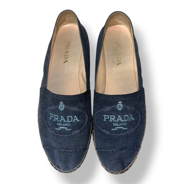 Alpargatas Prada de Denim Azul Marino con Logotipo Bordado