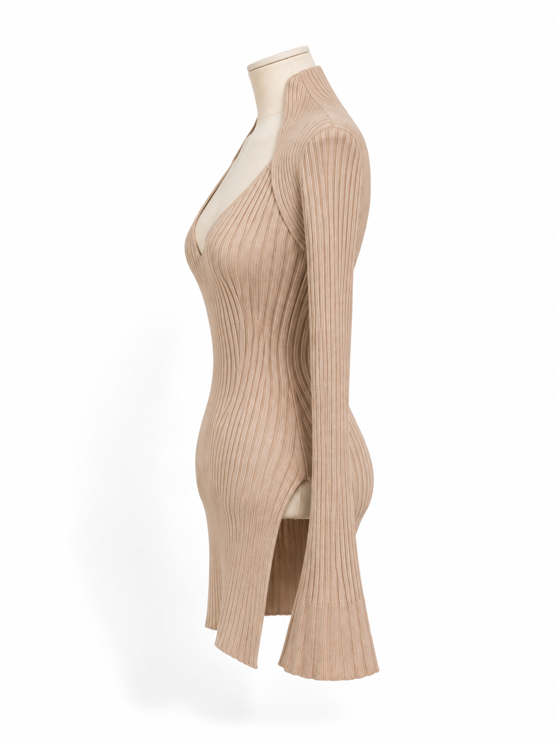 Conjunto Safiyaa Nouvel de top de tirantes y torerita beige – Talla S
