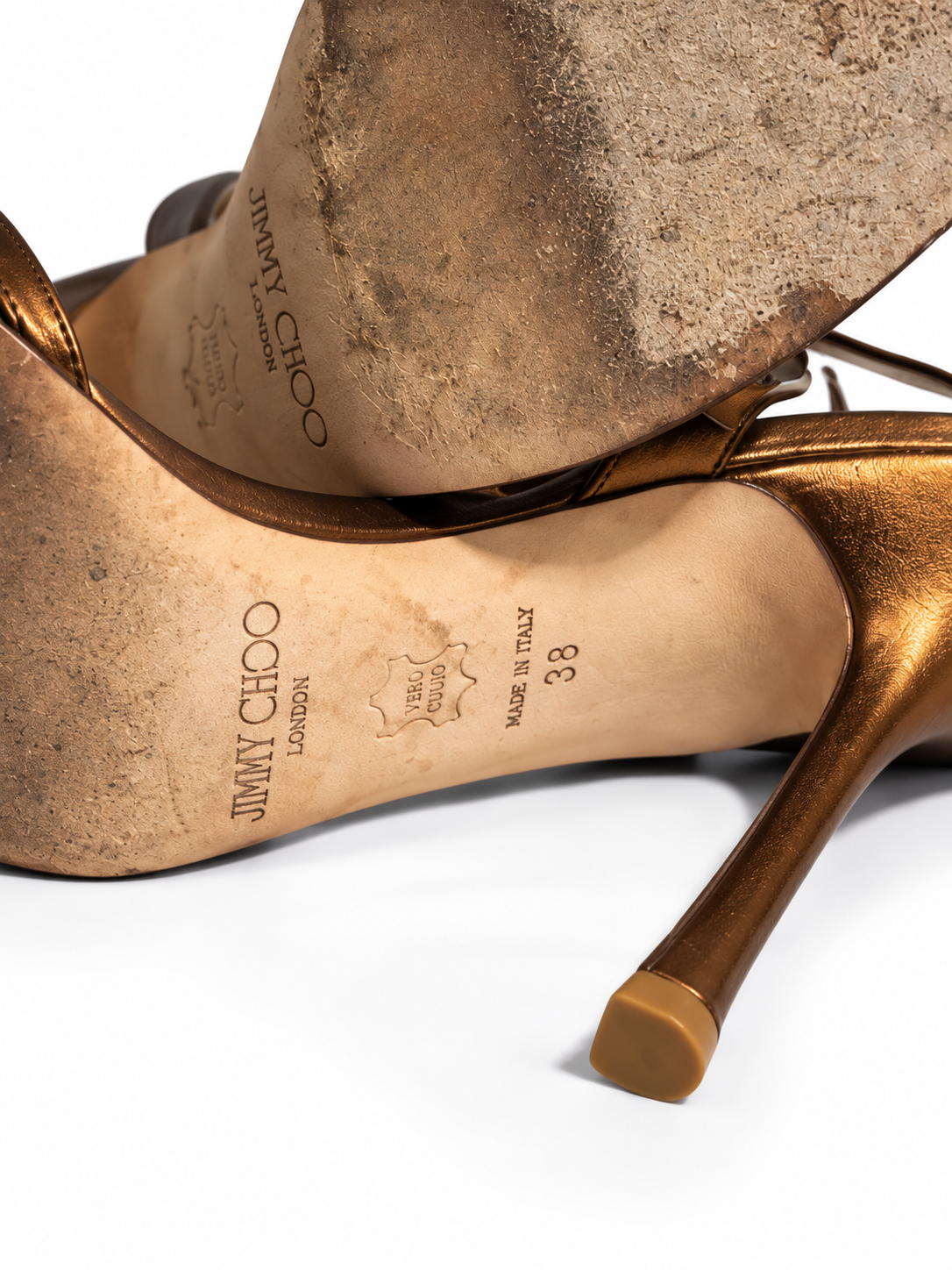 Sandalias Jimmy Choo metalizadas color bronce con caja – Talla 38