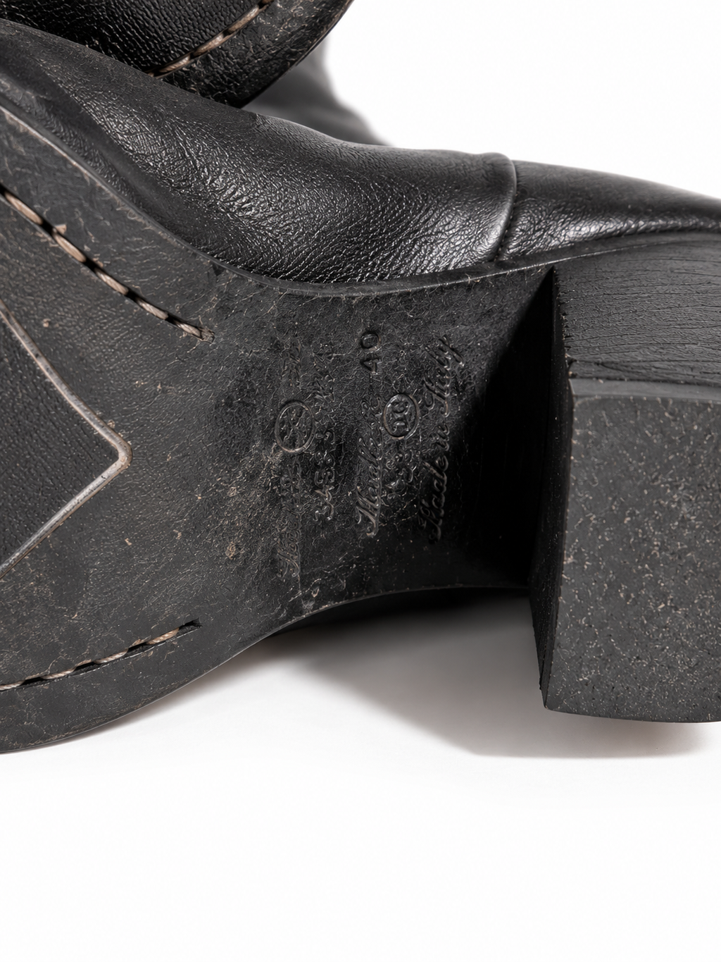 Botines Sartori Gold de piel negra con tacón – Talla 38,5