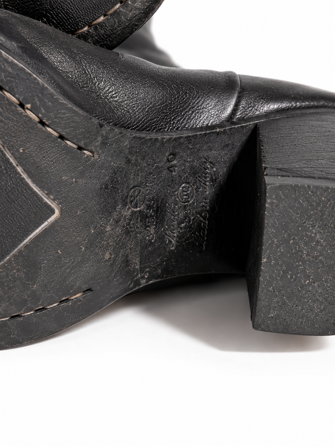 Botines Sartori Gold de piel negra con tacón – Talla 38,5